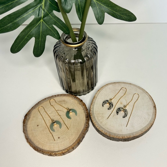 Long Tassel Chain with Moon Horn Natural Stone Pendant- Boho Edgy Earrings - Picture 6 of 16